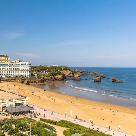 Nouvelle Vague Modern Ocean View W Balcony - Swimming Pool Lejlighed