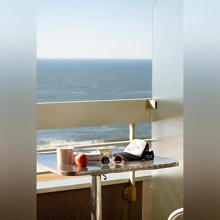 Nouvelle Vague Modern Ocean View W Balcony - Swimming Pool شقة