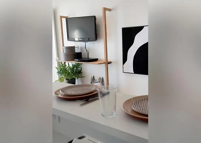 Appartement Nouvelle Vague Modern Ocean View W Balcony - Swimming Pool