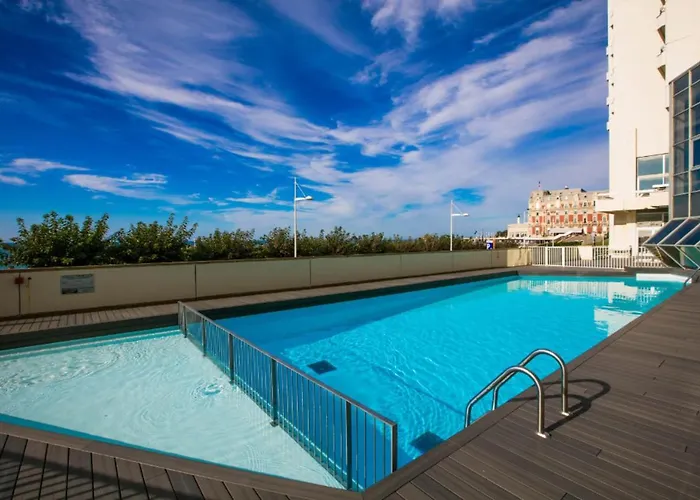 Nouvelle Vague Modern Ocean View W Balcony - Swimming Pool Appartement *